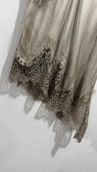 Top Lencero Asimétrico Blonda