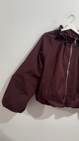 Chaqueta Cuello Ajustable