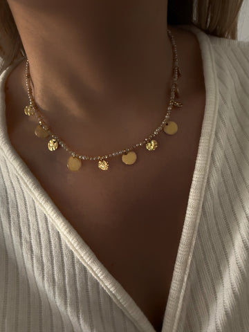 Collar Chapitas Gold