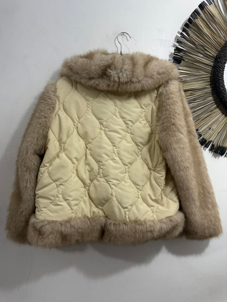 Chaqueta Crema