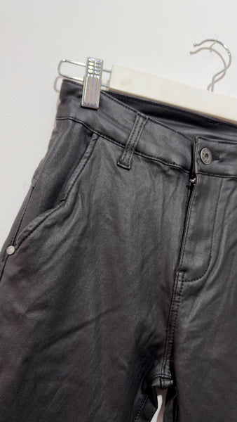 Pantalón Encerado Basic Black