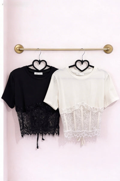 Camiseta Corset & Blonda