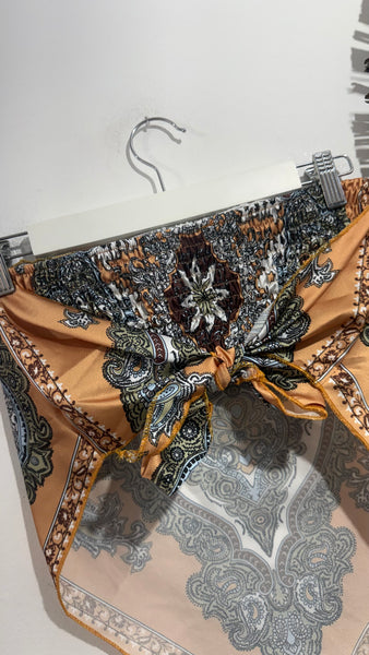 Top Pañuelo