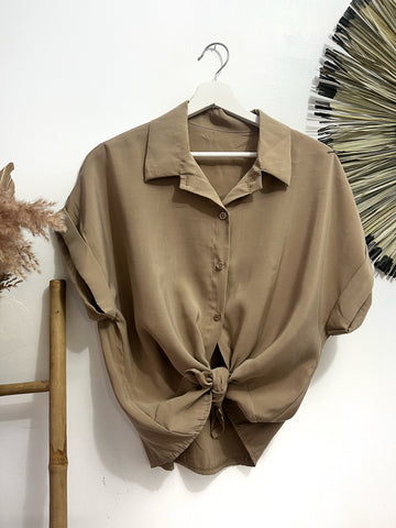 Camisa Basic Camel