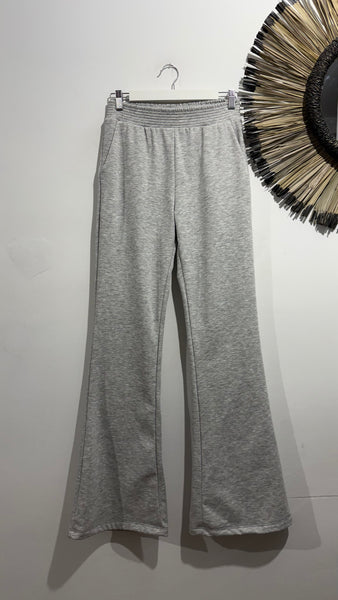 Pantalón Flare Gris