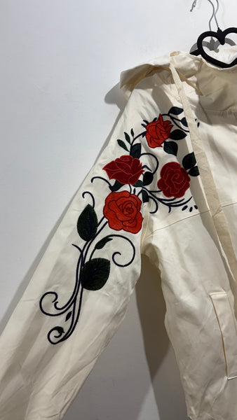 Chaqueta Manga Bordada