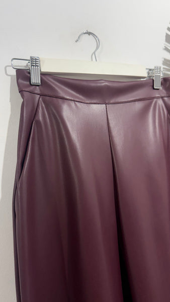 Pantalón Culotte Pinzas Granate